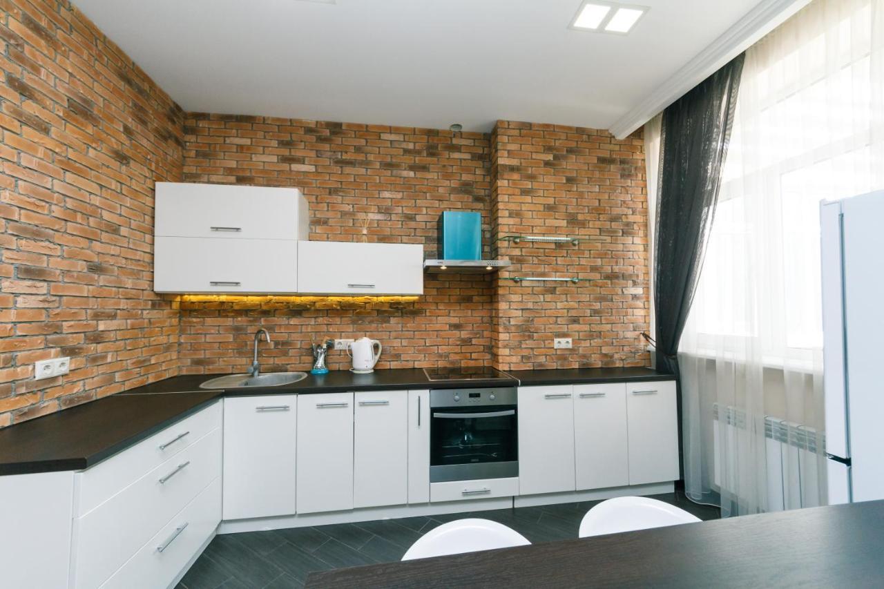 Apartmán 1К Люкс На Жилянская 118 Kyjev Exteriér fotografie