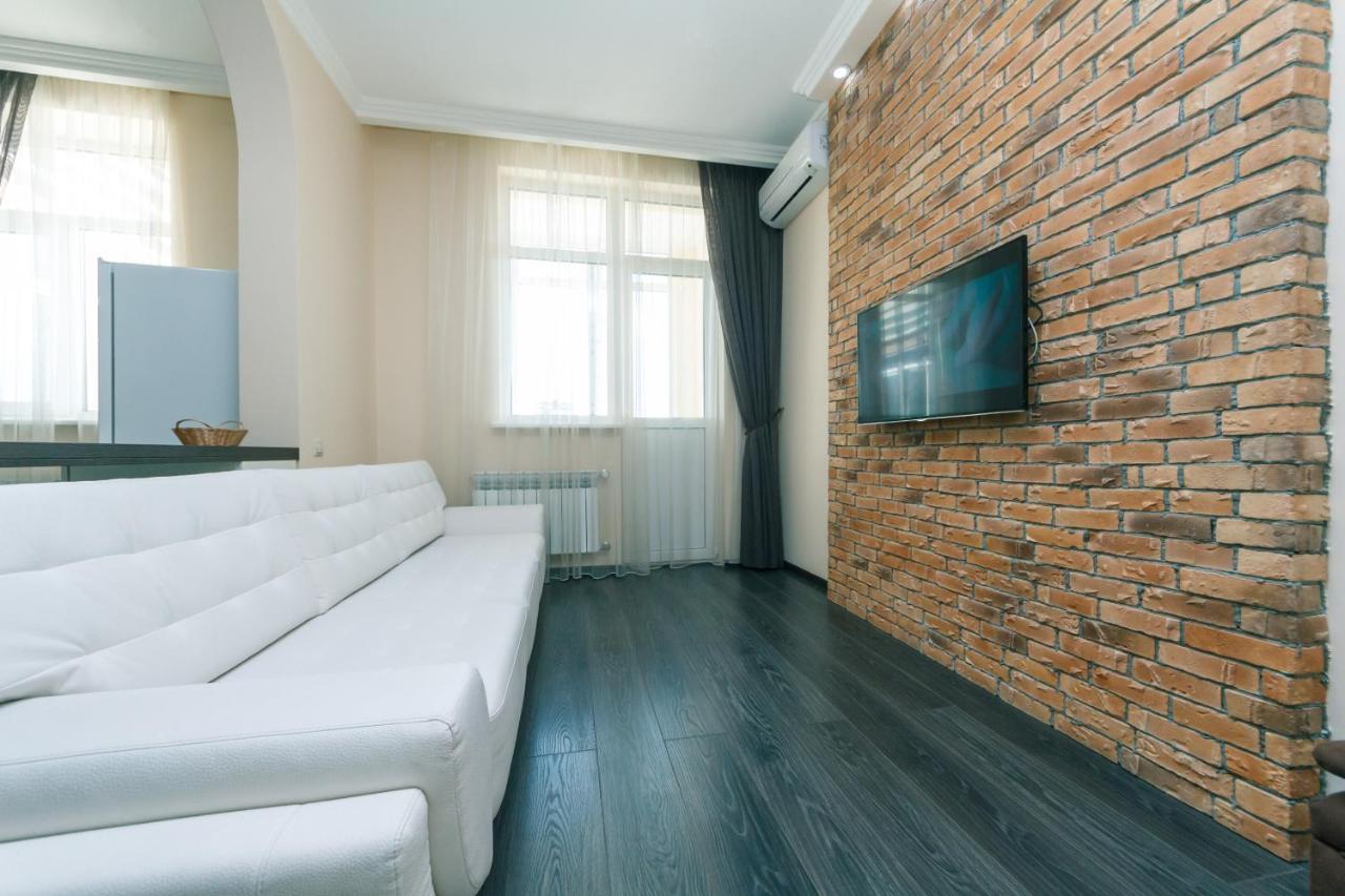 Apartmán 1К Люкс На Жилянская 118 Kyjev Exteriér fotografie